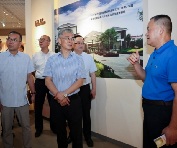 黄冈市委副书记、市长李军莅临调研